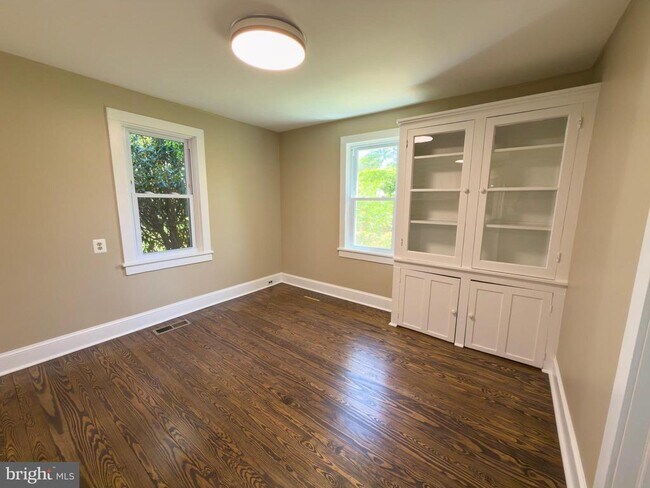 Building Photo - 23094 Wolver Hill Ln