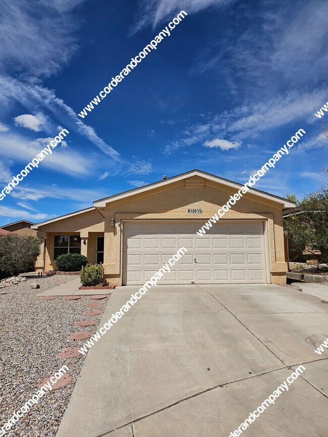 Building Photo - COMING SOON! Nice 3 Bedroom, 1.5 Bathroom, 2 Car Garage and 1,070 Sq Ft. Home.