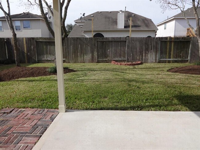 Building Photo - 32306 Willow Creek Park