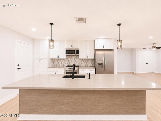 Building Photo - 2355 E Alameda Dr