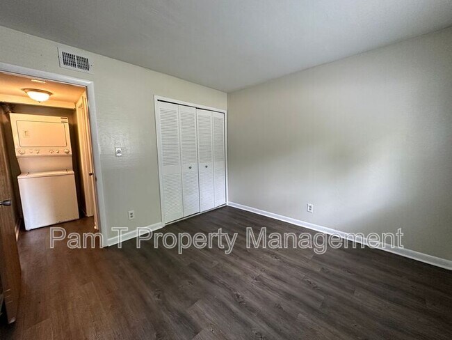 Building Photo - 12510 White Bluff Rd