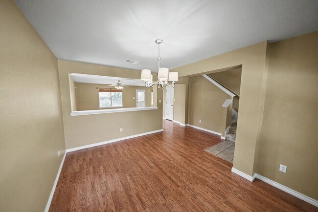Building Photo - Spacious Cibolo Home Near Steele High School - Realtor Commission: $500