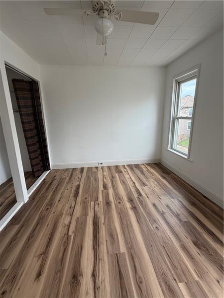 Building Photo - 467 Reno St
