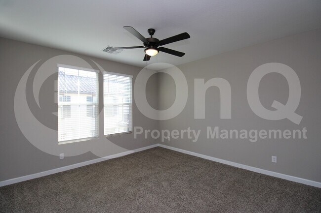 Building Photo - 1255 N Arizona Ave