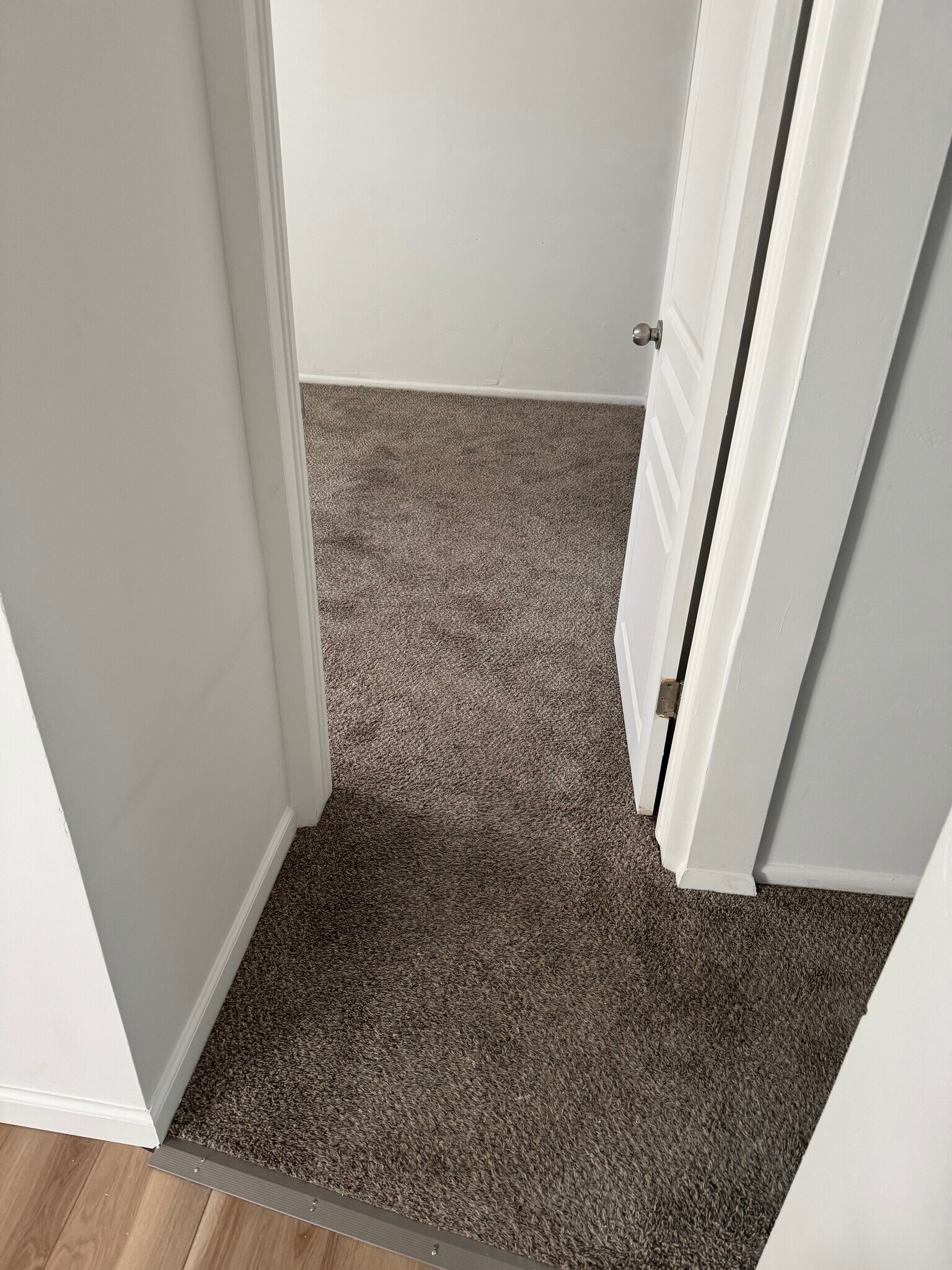 Building Photo - 2324 Quincy Ave