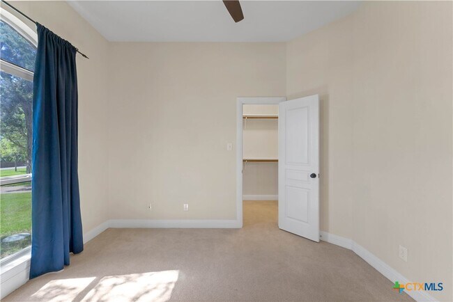 Building Photo - 781 Meridian Dr