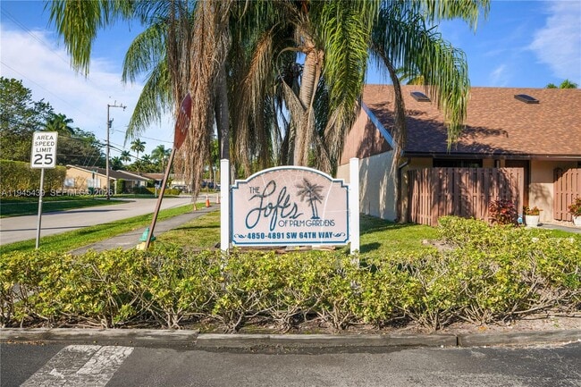 Building Photo - 4880 SW 64th Ave