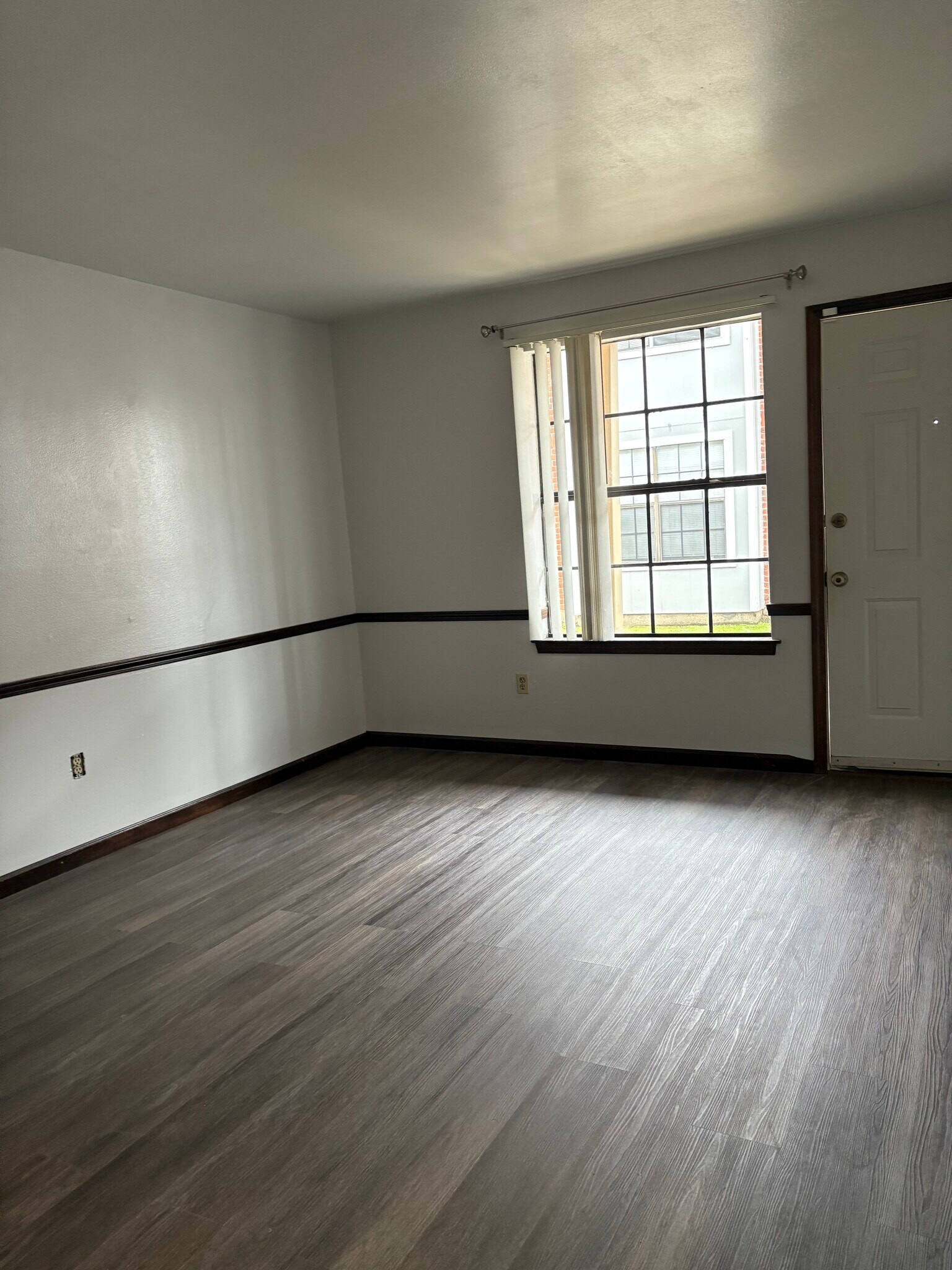 Building Photo - 6317 Quin Dr