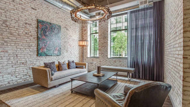 Lobby Lounge Space - 455 Eye Street