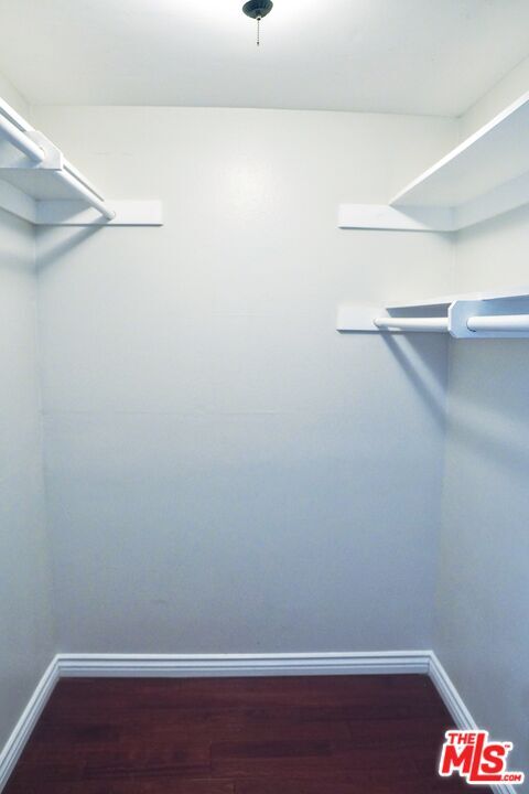 Building Photo - 2418 Graham Ave