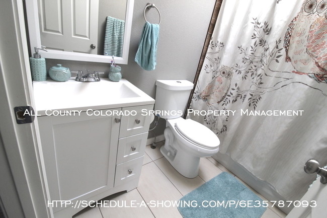 Building Photo - Horse Property Remodeled on 2.5 acres