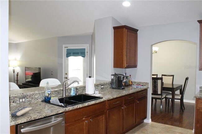 Building Photo - 10074 Hackensack St
