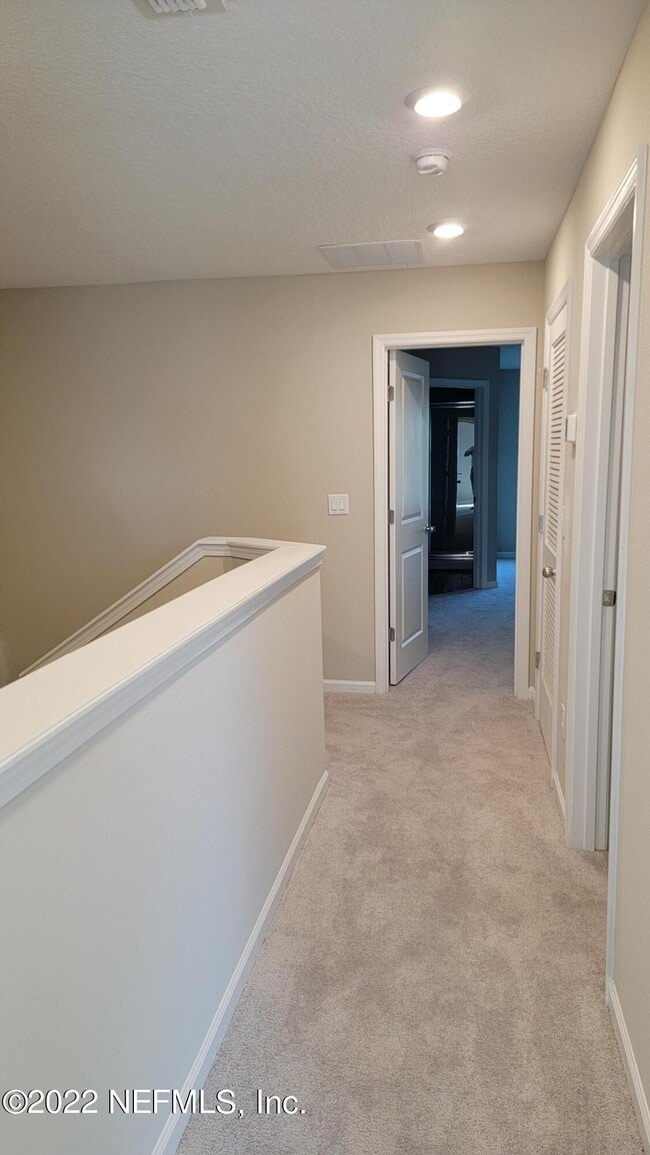 Building Photo - 12870 Josslyn Ln