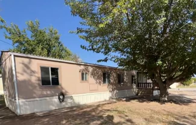 Building Photo - 6345 N Dona Ana Rd