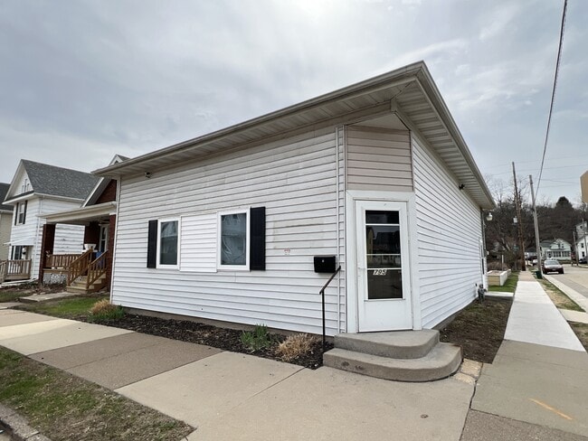 Building Photo - 2795 Jackson St