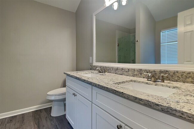 Building Photo - 2343 Colonial Springs Ln