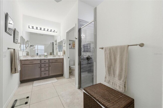 Building Photo - 1033 Sawgrass Dr