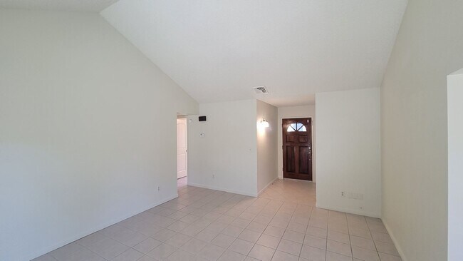 Building Photo - 3612 Wild Palms Dr