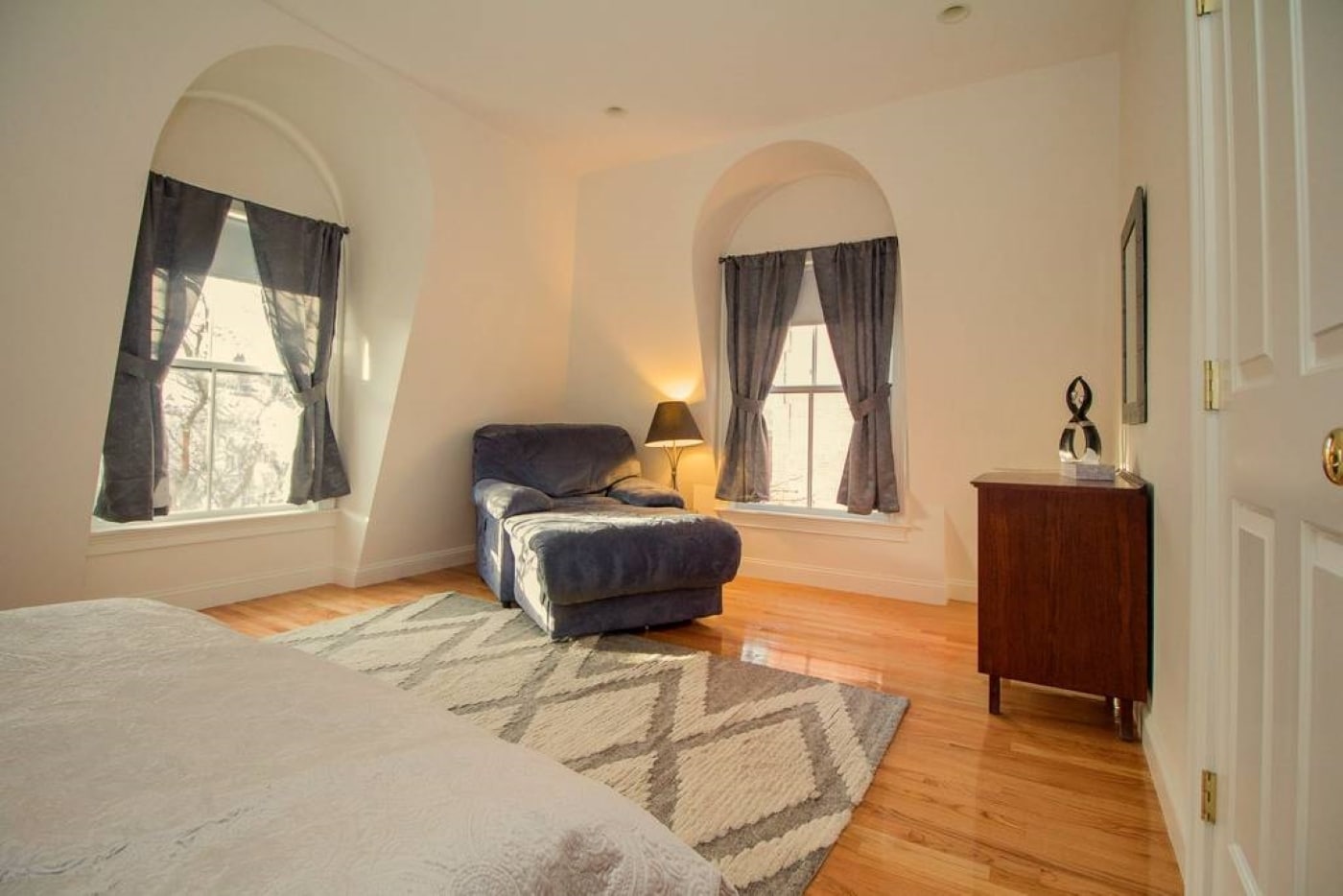 Building Photo - 2 Harvard Sq