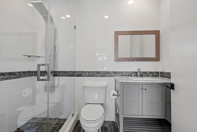 Building Photo - 17371 Bridleway Trail
