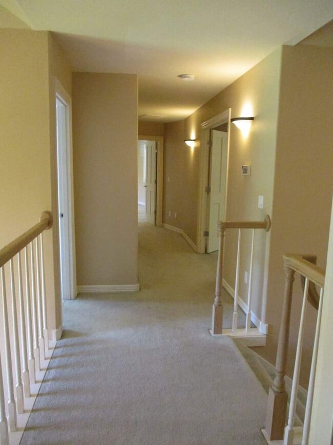 Building Photo - Beautiful 3 Bedroom Home in Gig Harbor