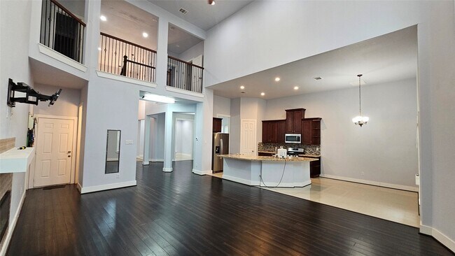 Building Photo - 3715 Aldridge Dr