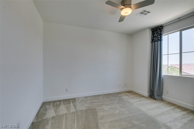 Building Photo - 1027 Whitworth Ave