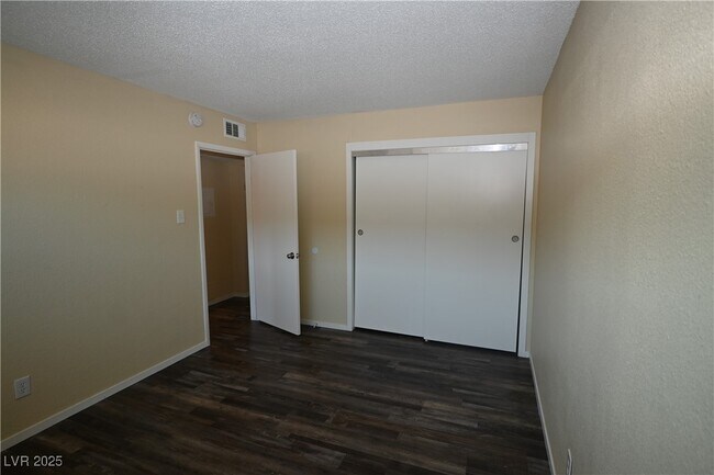 Building Photo - 2508 N McCarran St