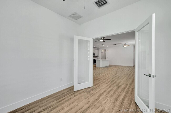 Building Photo - 11551 Viridian Blvd