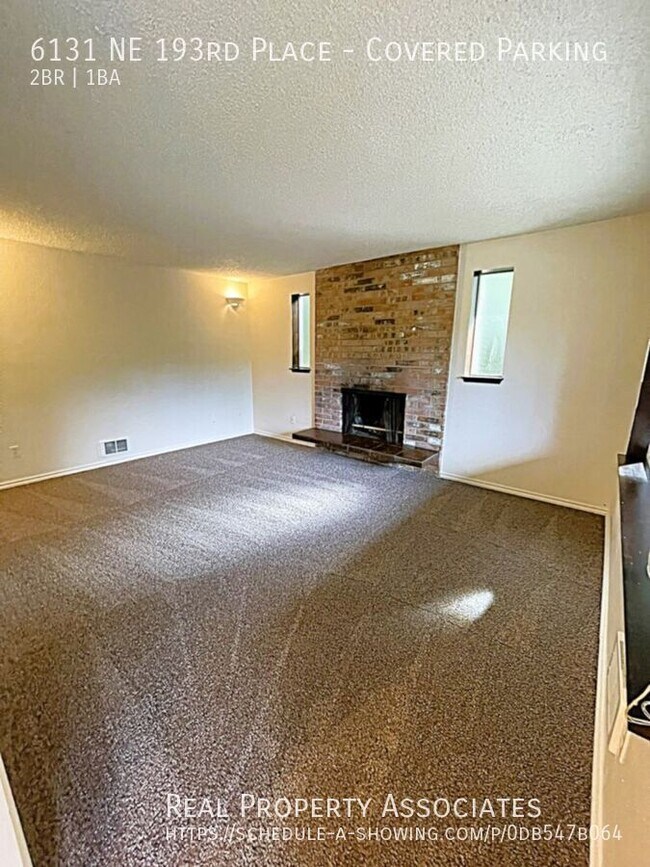 Building Photo - 6131 NE 193rd Pl