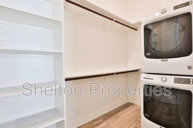 Building Photo - 21687 E Arroyo Verde Dr