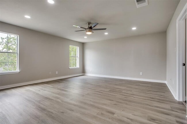 Building Photo - 517 Dusty Leather Ct