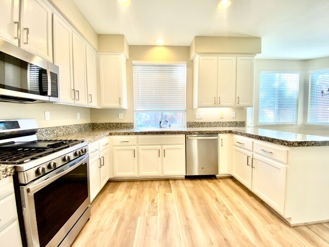 Primary Photo - NEWLY RENOVATED, VERY CLEAN 5 BED, 3 BATH,...