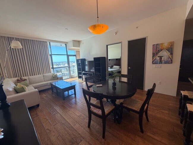 Building Photo - Fully Furnished Little Italy Condo in Aperture – Private Balcony, In-Unit Laundry & Underground P...