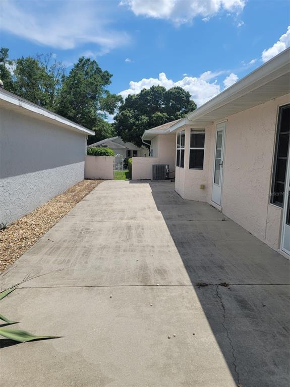 Building Photo - 9265 SW 92nd Place Rd