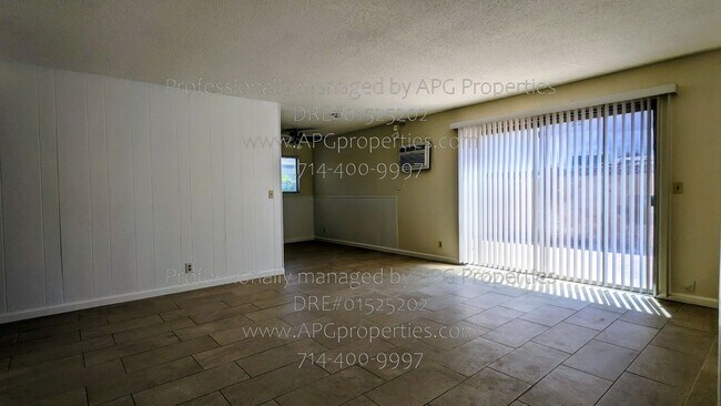Building Photo - 13392 Dawn Ave