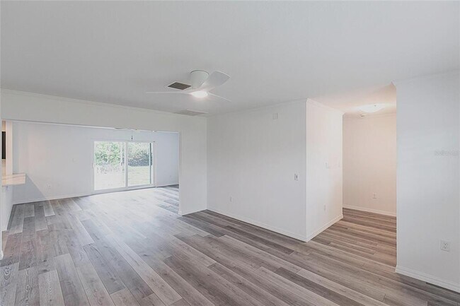 Building Photo - 326 W Grace St