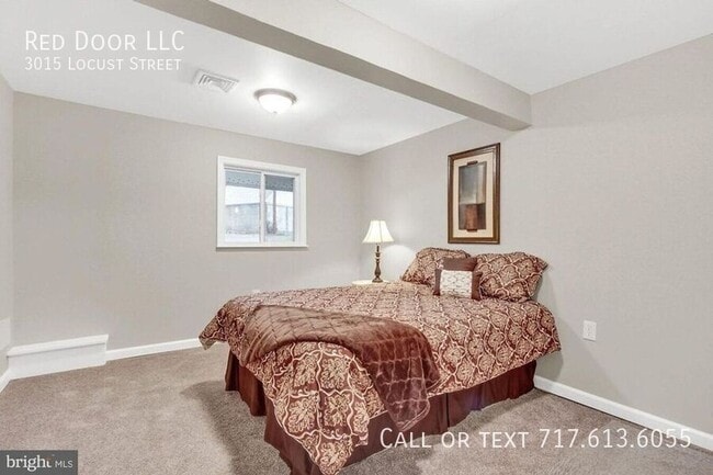 Building Photo - 3015 Locust St