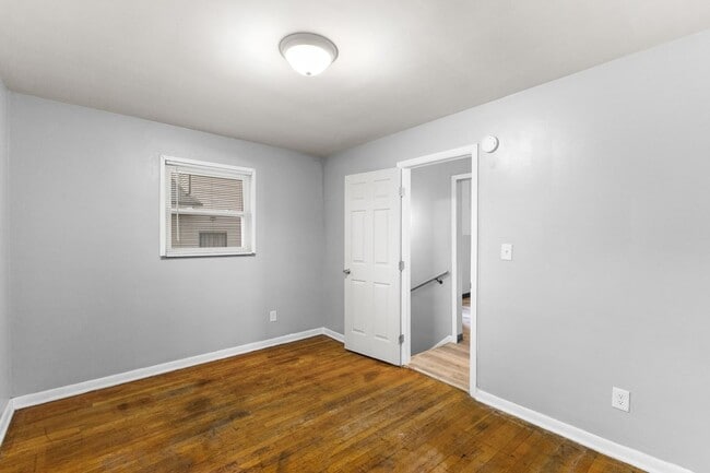 Building Photo - 384-386-386 S Napoleon Ave