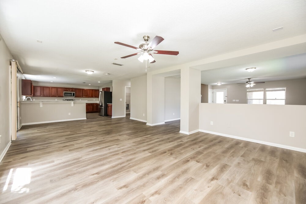Building Photo - 12290 Lawson Creek Dr