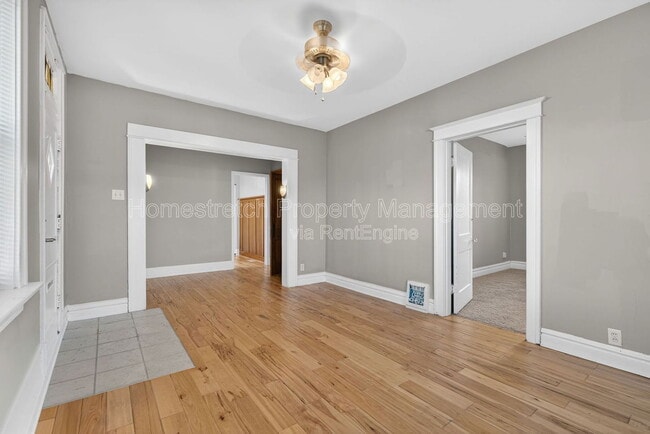 Building Photo - 4762 Alma Ave