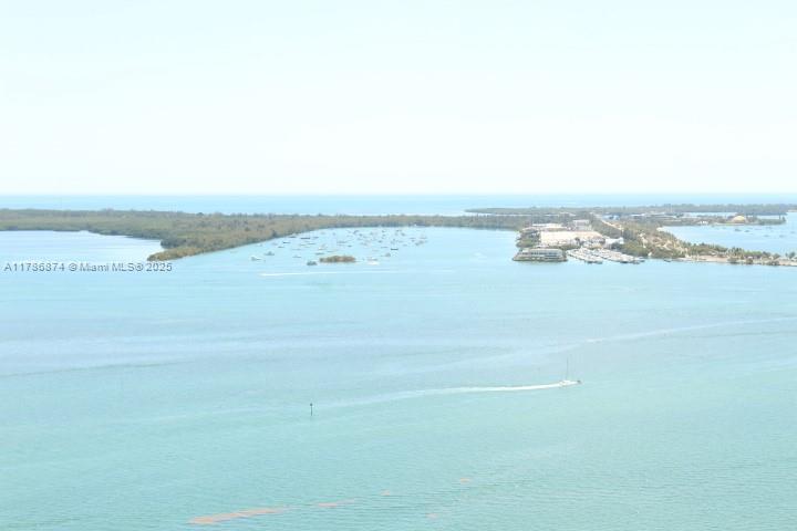 Building Photo - 1331 Brickell Bay Dr