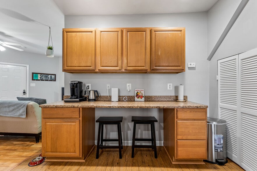 Building Photo - 915 Lafayette Blvd