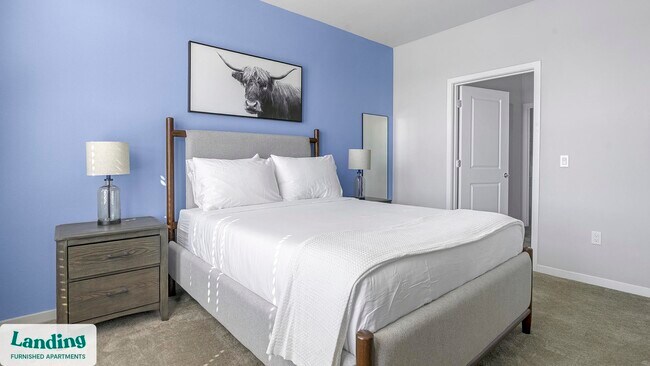 Building Photo - 6850 Foxtail Palm Wy