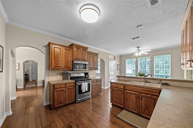 Building Photo - 16630 Thibodaux Dr