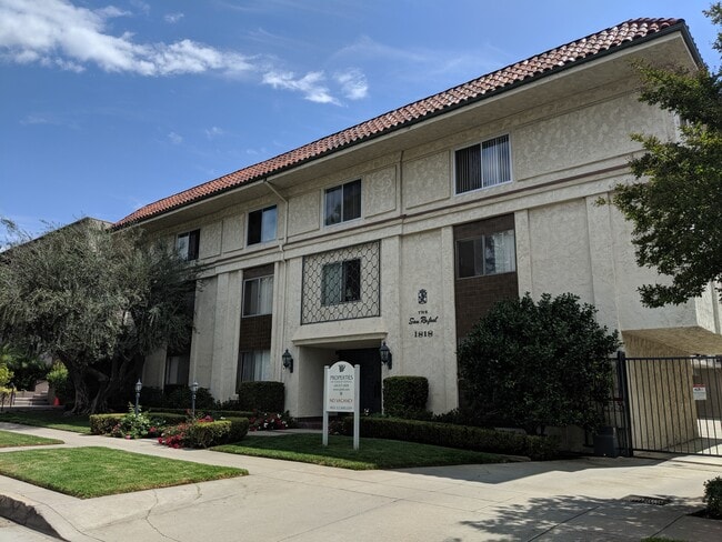 Building Photo - The San Rafael Apartments