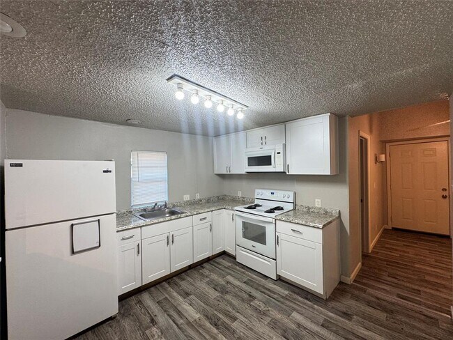 Building Photo - 5007 Heflin Ln