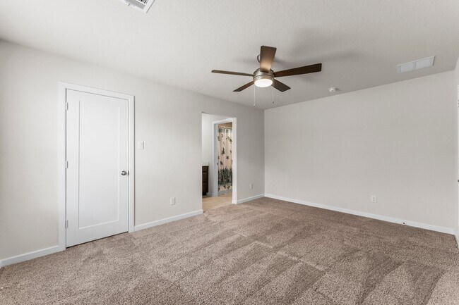 Building Photo - 3850 Chapman Bluff Dr
