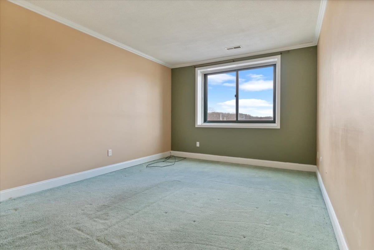 Building Photo - 150 Rumford Ave