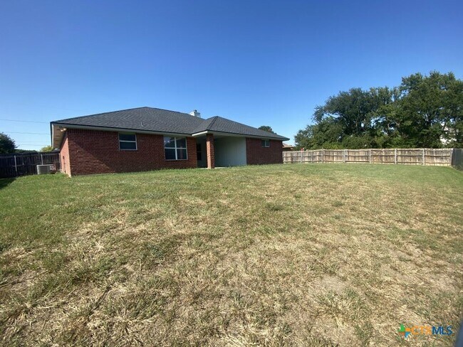 Building Photo - 4902 Slate Ct